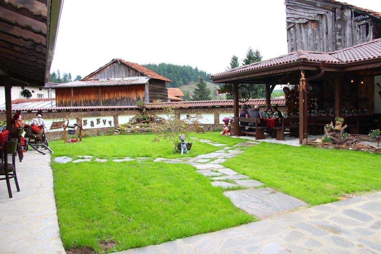 Къща За Гости Бабуч Dobrinishte Exterior foto