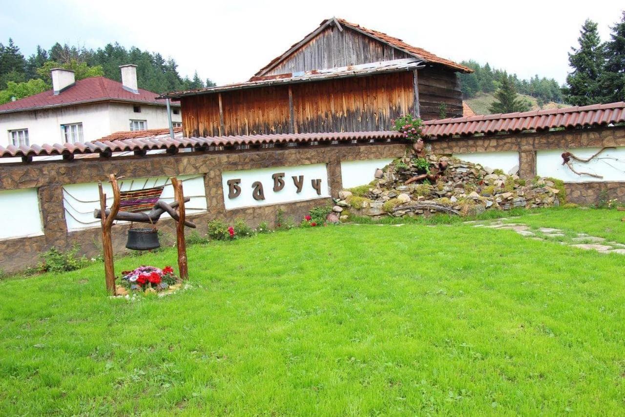 Къща За Гости Бабуч Dobrinishte Exterior foto