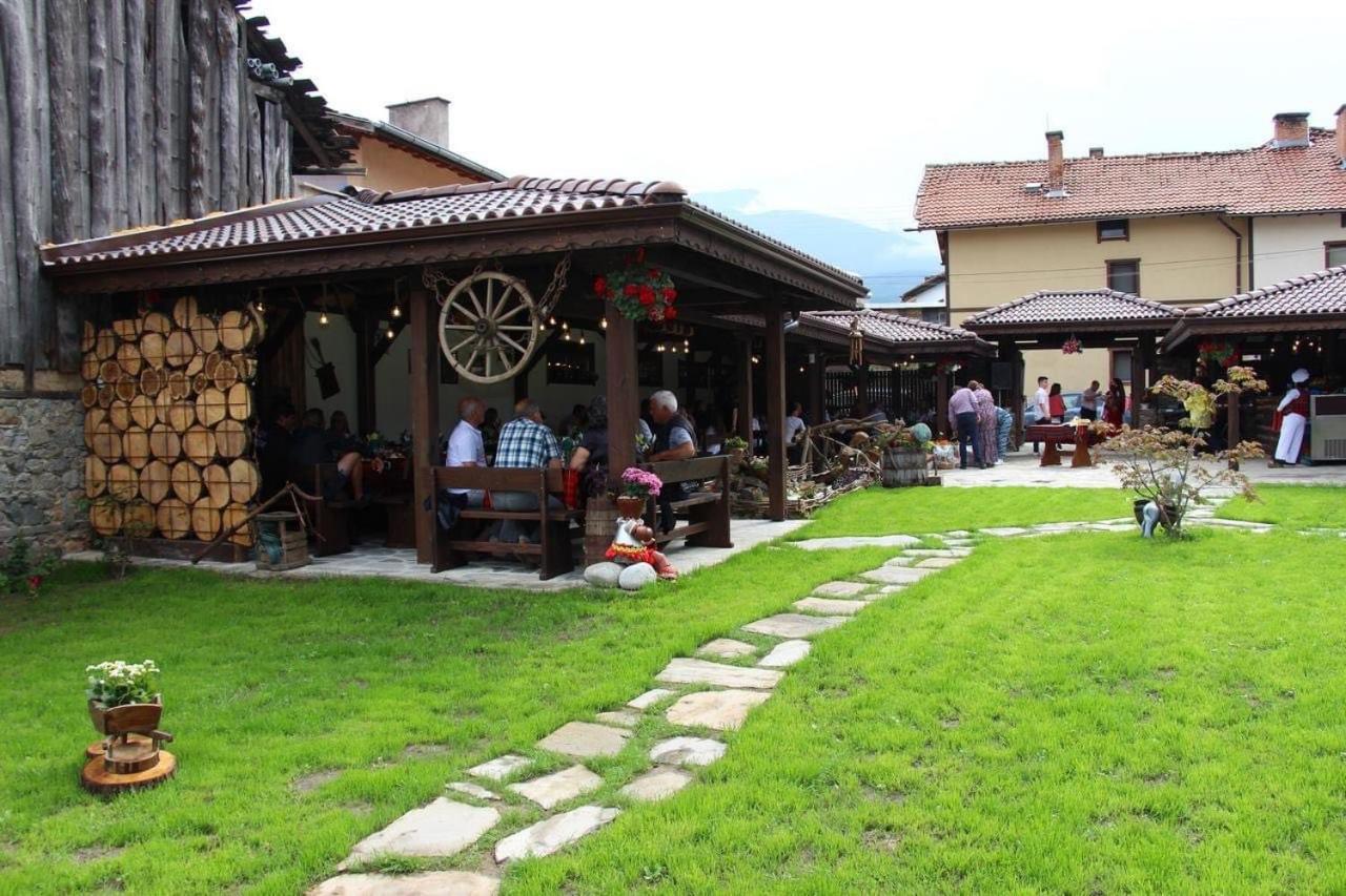 Къща За Гости Бабуч Dobrinishte Exterior foto